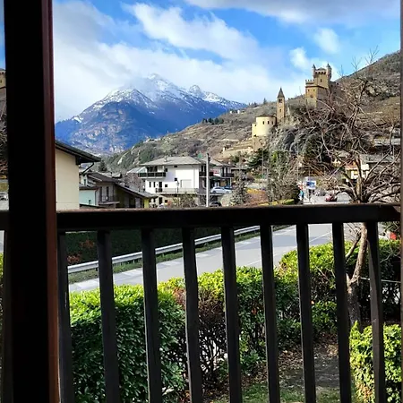 아파트 Cretallaz - Rustic House In Strategic Location With Castle View, Free Parking And Wifi