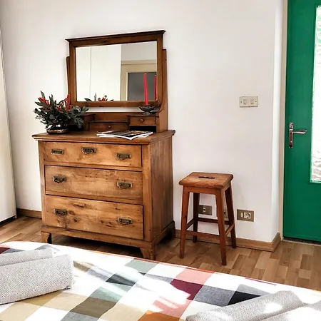 Cretallaz - Rustic House In Strategic Location With Castle View, Free Parking And Wifi