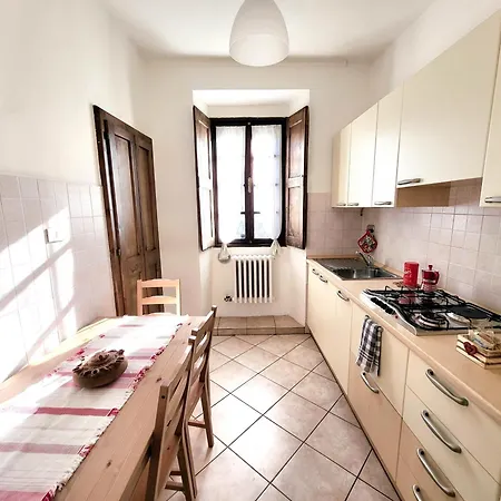 Apartment Cretallaz - Rustic House In Strategic Location With Castle View, Free Parking And Wifi *